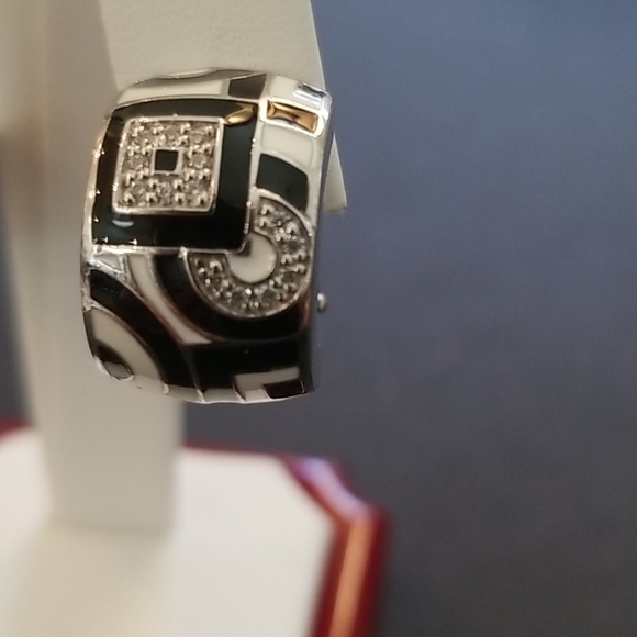 earrings - Picture 2 of 4